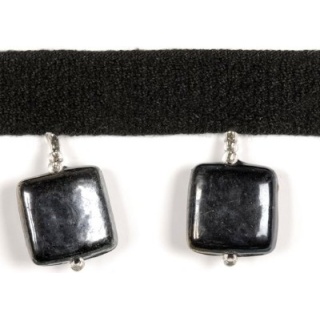 Square glass bead trim, Black