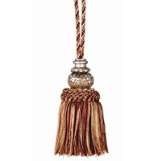 Queen key tassel, Bloom