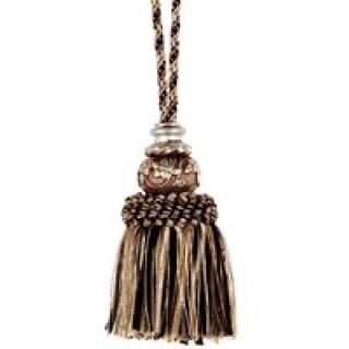 Queen key tassel, Shadow