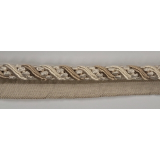 3.7 metres of Taiga flanged cord Lily