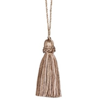 April tassel, Granite