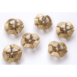 Florentine rosettes, Beige