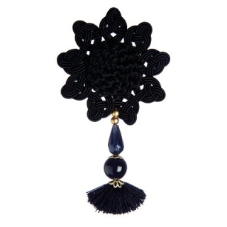 Interlude rosette & pendant, Black