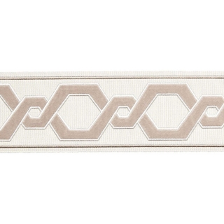 Opulent Wide Appliqued Velvet Border Bisque