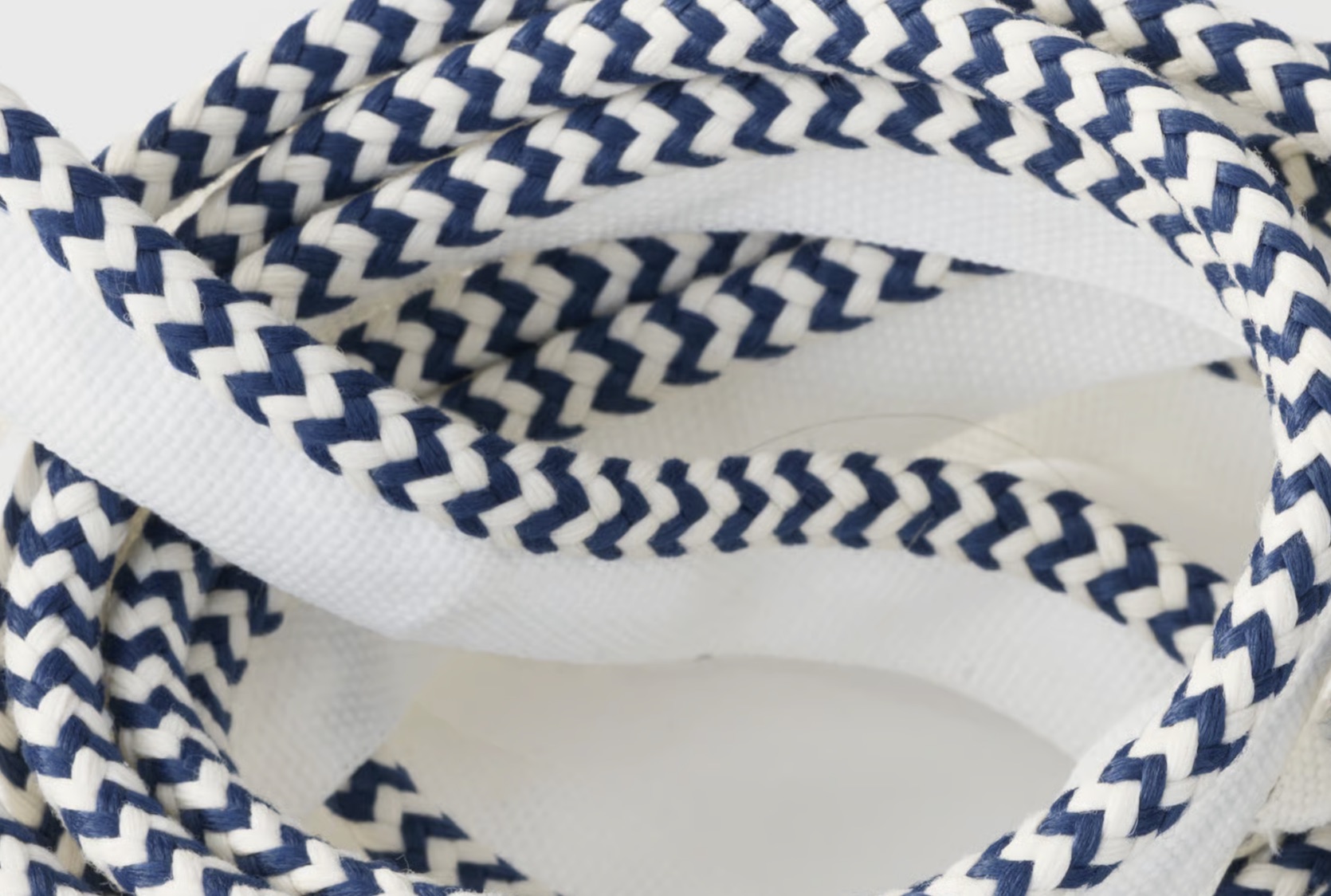 Andrew Martin Caprese Outdoor Flanged Cord Navy